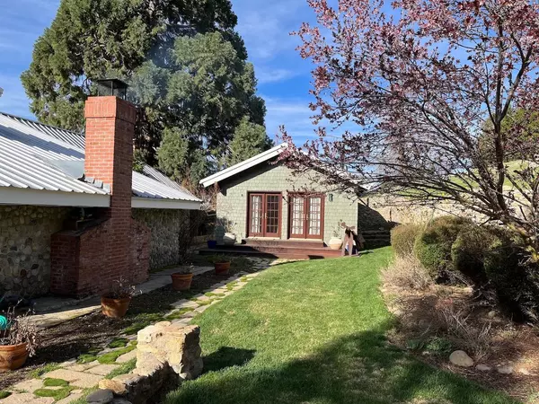 Springville, CA 93265,32049 Balch Park RD