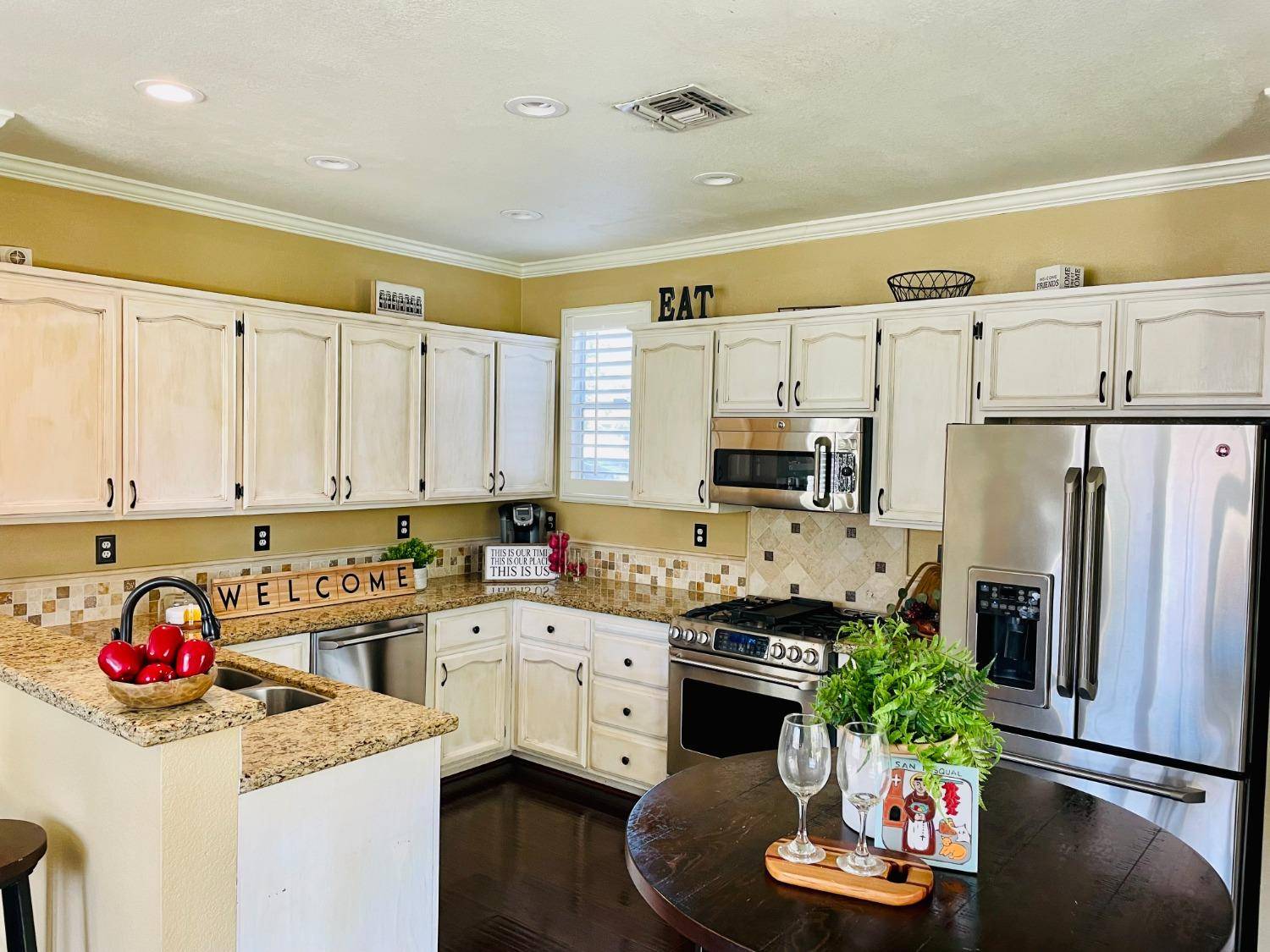 3900 Packwood WAY, Elk Grove, CA 95758