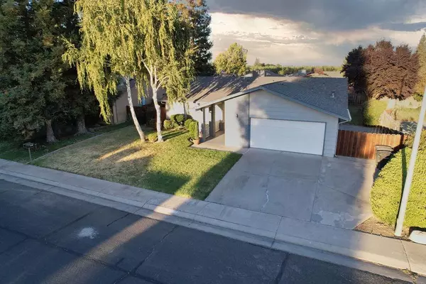 Escalon, CA 95320,1824 Sanchez WAY