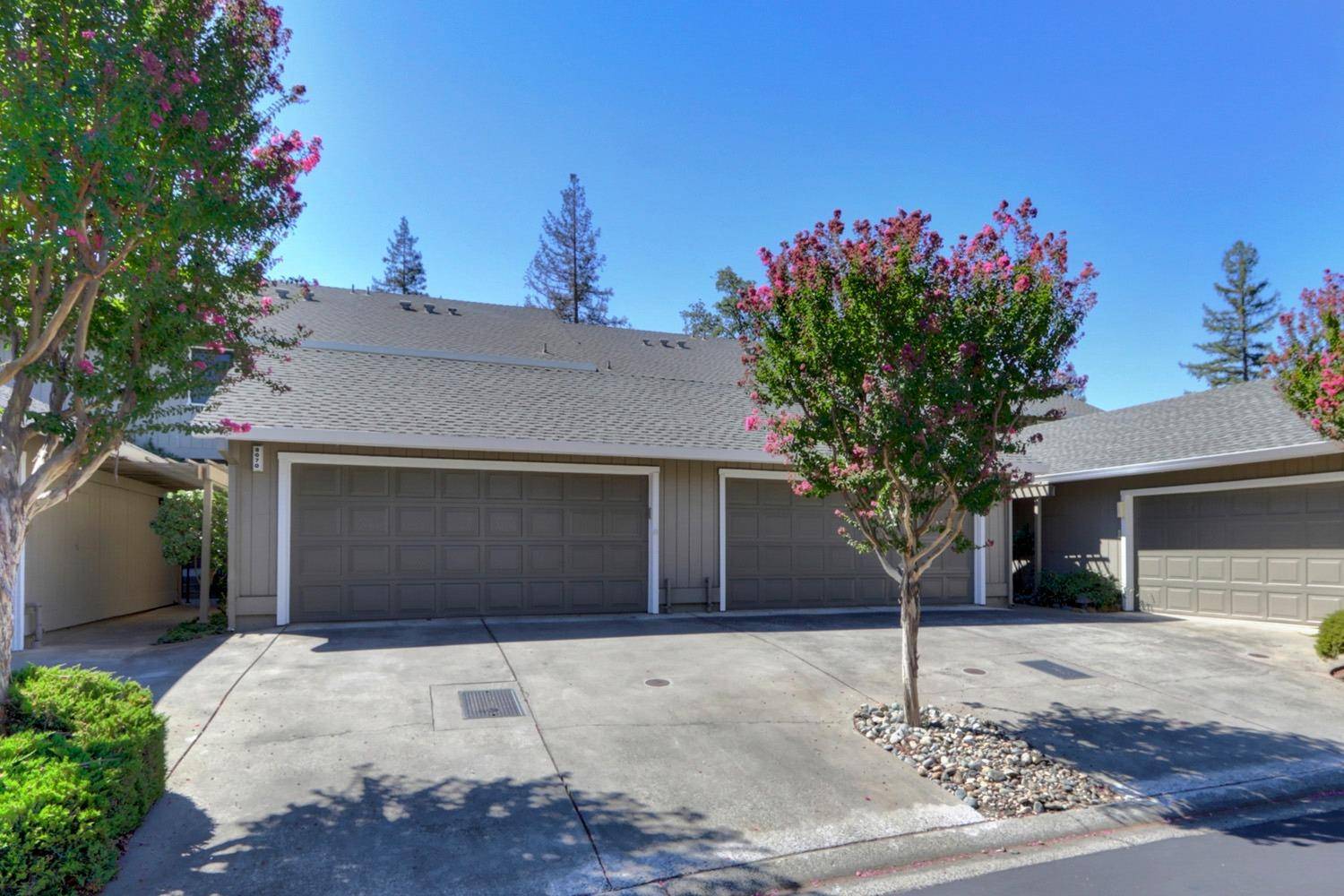 8070 Briar Ridge LN, Citrus Heights, CA 95610
