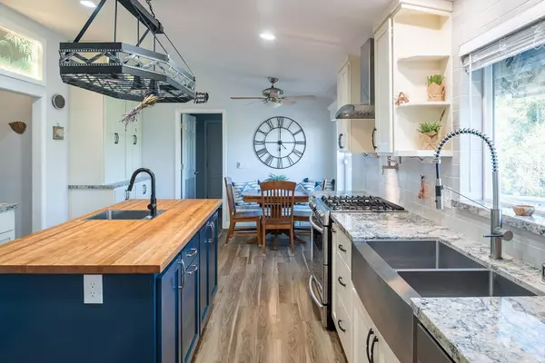 Grass Valley, CA 95949,16184 Fay RD