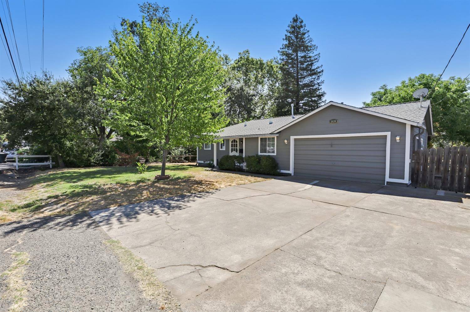 Carmichael, CA 95608,5620 Engle RD