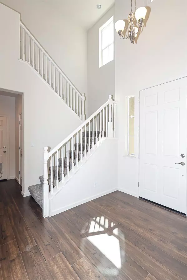 Patterson, CA 95363,20847 Grapevine DR