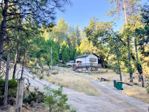 3140 Pleasant Valley RD, Placerville, CA 95667