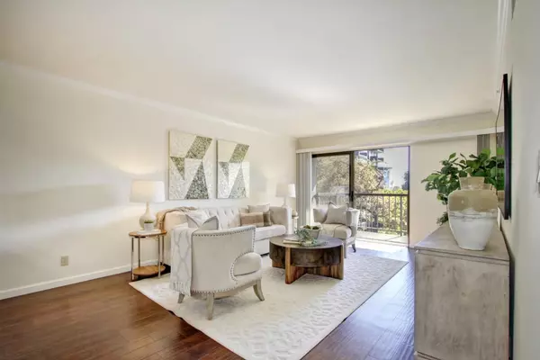 Sacramento, CA 95814,500 N ST #804
