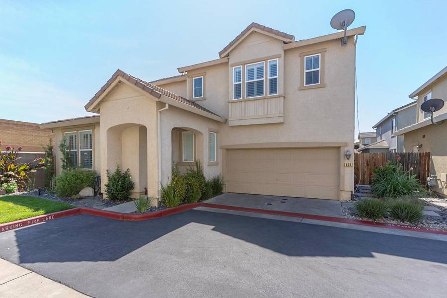 834 Courtyards LOOP, Lincoln, CA 95648