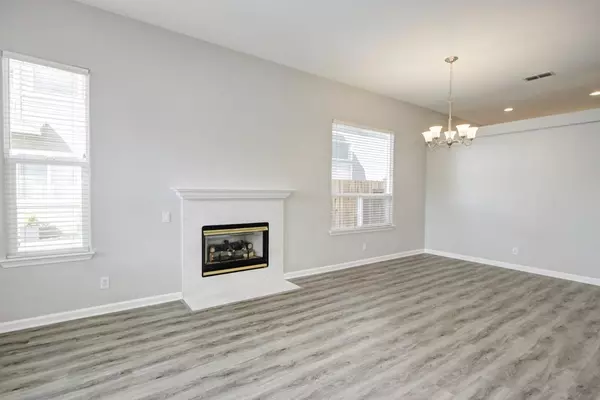 Lincoln, CA 95648,205 Foxglove CT