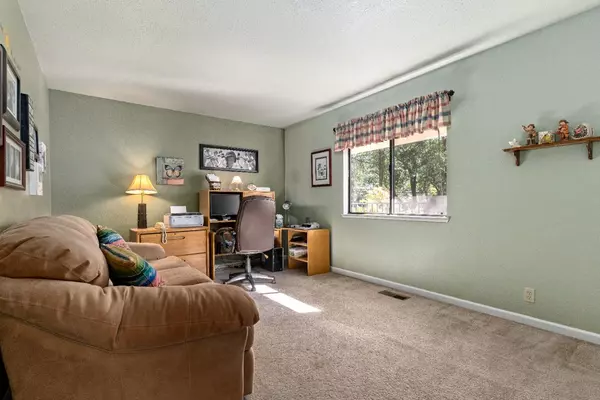 Lake Wildwood, CA 95946,19135 Lake Forest DR