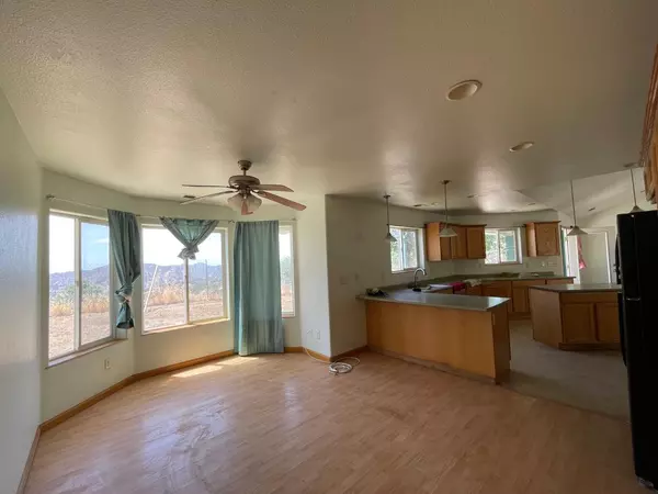 Squaw Valley, CA 93675,41324 Partridge LN