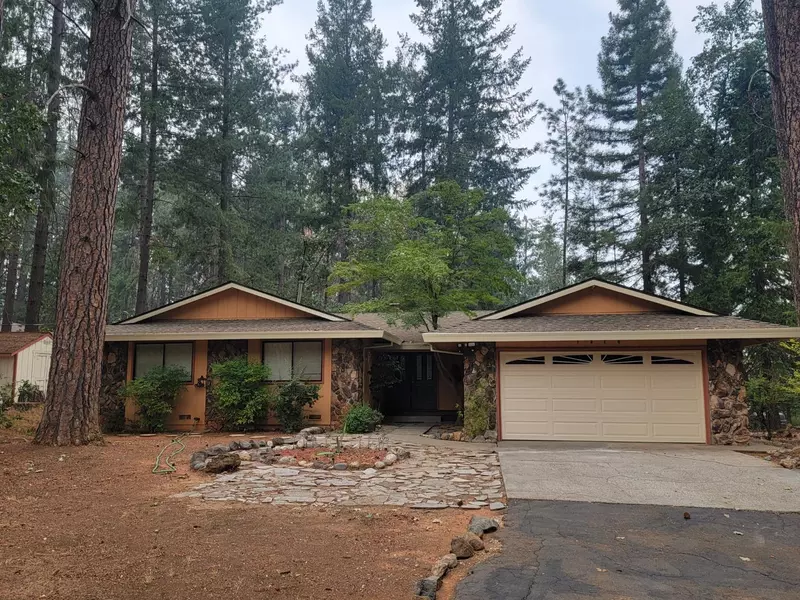 1320 Hillcrest BLVD, Colfax, CA 95713