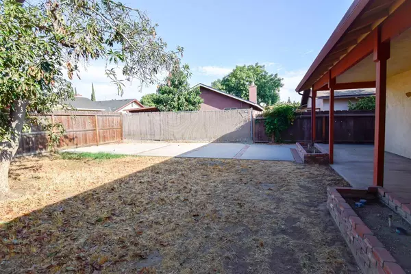 Turlock, CA 95380,1441 Stallion WAY