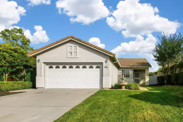 Galt, CA 95632,931 Elk Hills DR