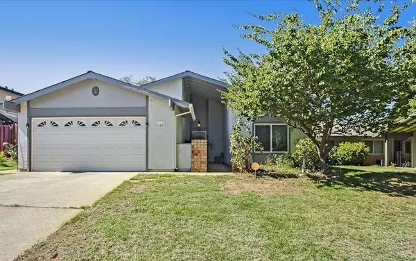 2642 Topeka WAY, Sacramento, CA 95827