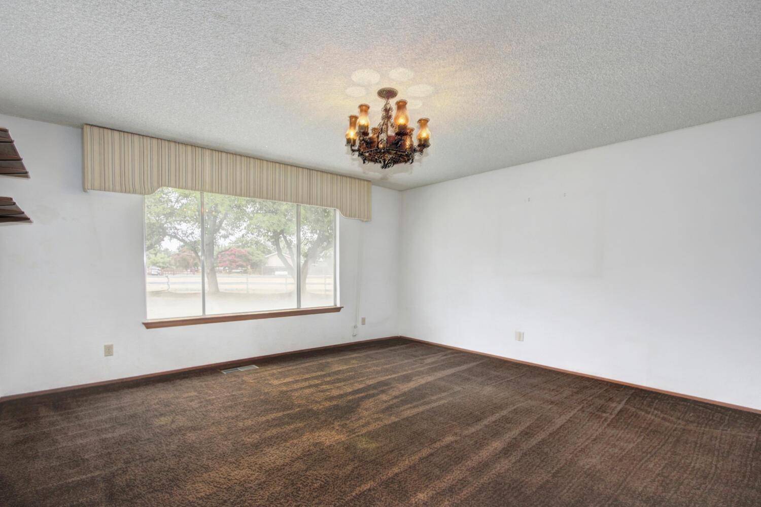 Sacramento, CA 95829,9761 Knightview CT