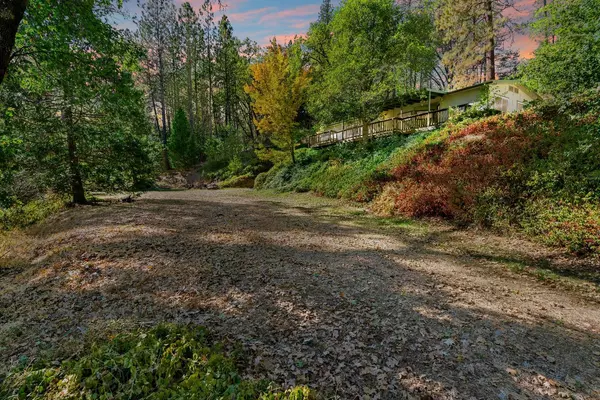 16478 Auburn RD, Grass Valley, CA 95949