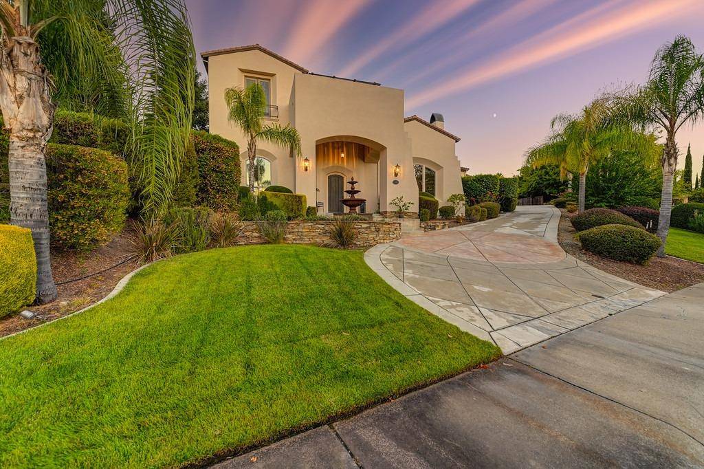 Folsom, CA 95630,272 Canyon Falls DR