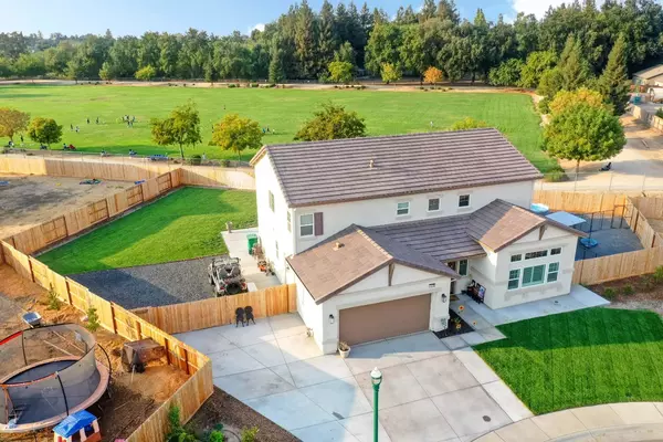 Gridley, CA 95948,2122 Spruce ST