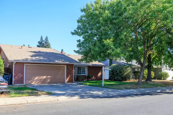 Modesto, CA 95358,2713 Lahontan DR