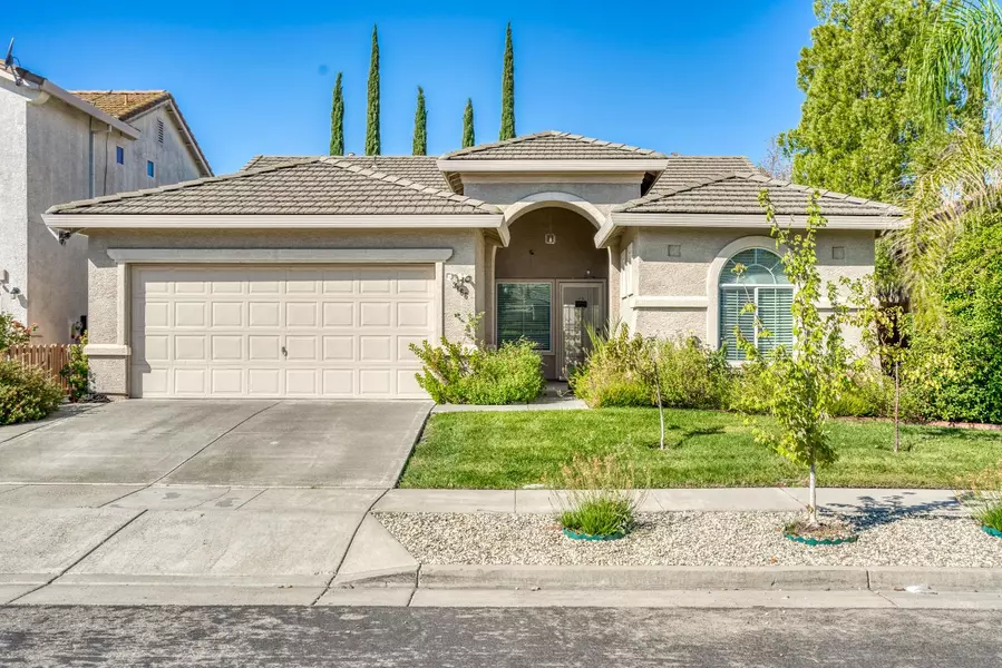 3166 Fiji Island ST, West Sacramento, CA 95691