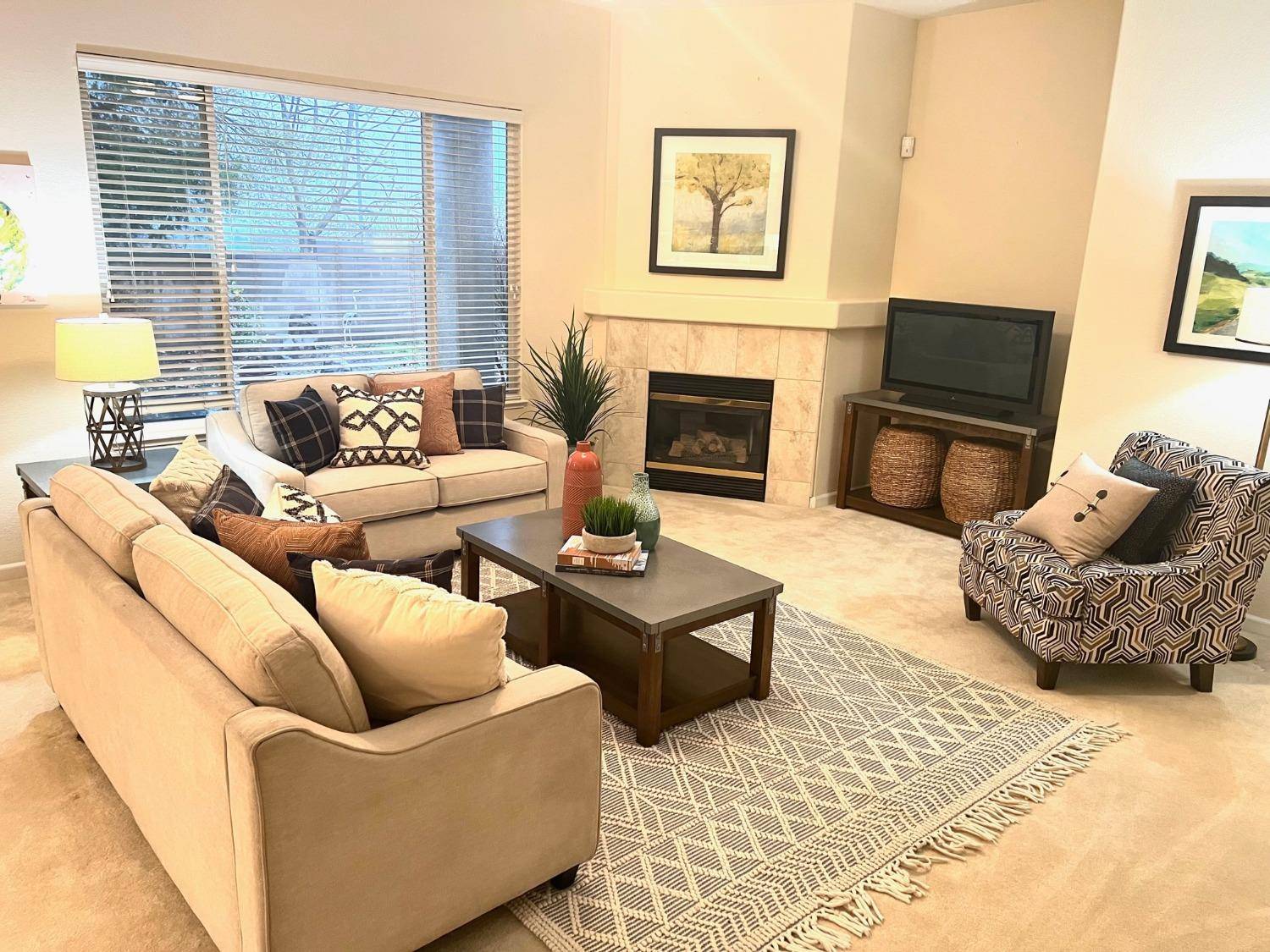 4110 Tahoe Vista Dr, Rocklin, CA 95765