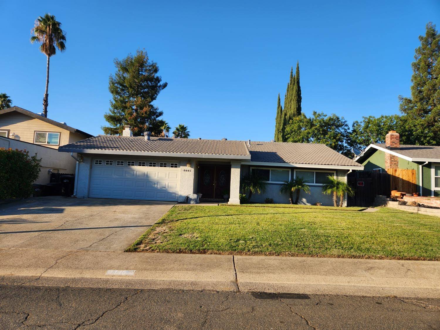 8445 Cortadera DR, Orangevale, CA 95662