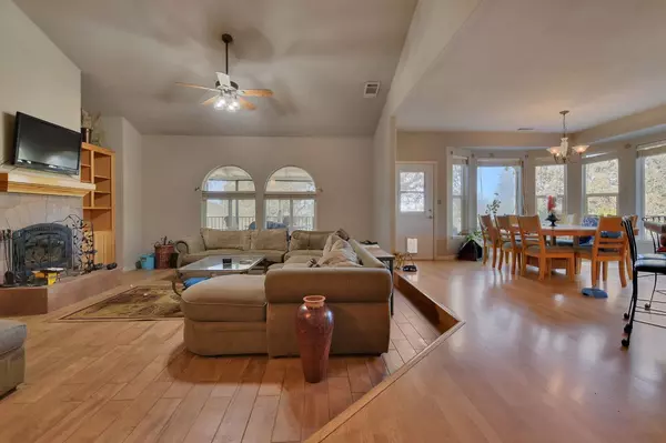 Mokelumne Hill, CA 95245,499 Montgomery DR