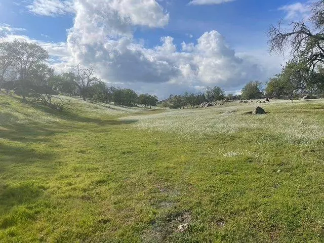 22700 Watts Valley RD, Clovis, CA 93611