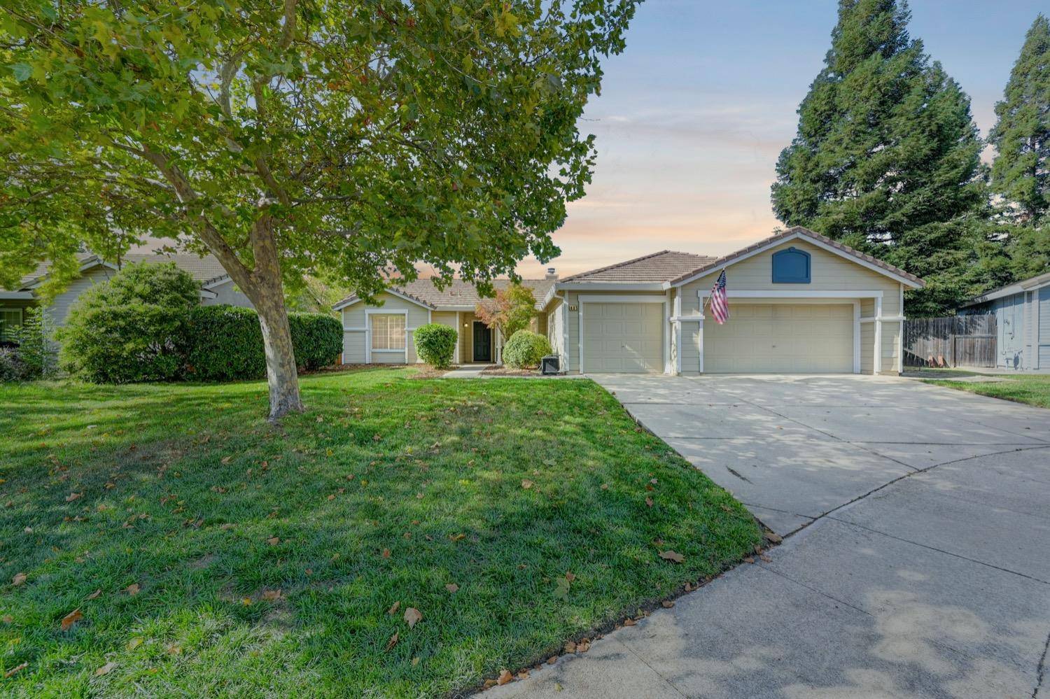405 Pine Hearst CT, Roseville, CA 95747