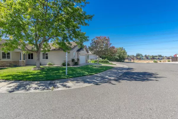 9356 Clanfield CT, Sacramento, CA 95829