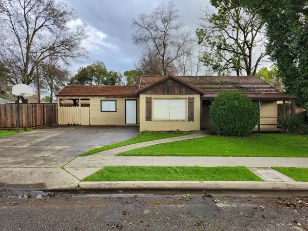 383 Lambuth AVE, Oakdale, CA 95361