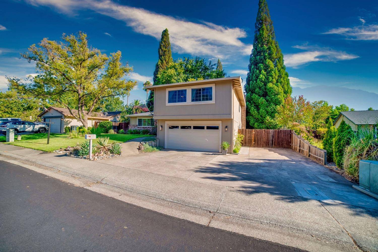 Roseville, CA 95661,1465 W Colonial Pkwy