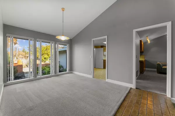 Fair Oaks, CA 95628,8070 Vintage WAY