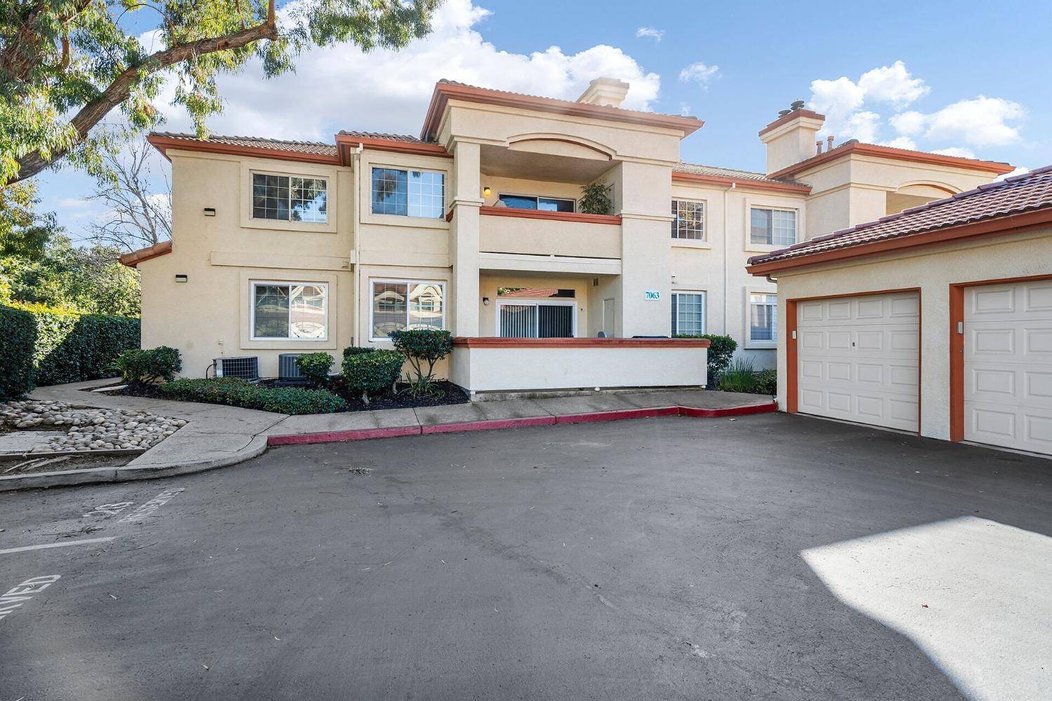 7063 Dublin Meadows ST #E, Dublin, CA 94568