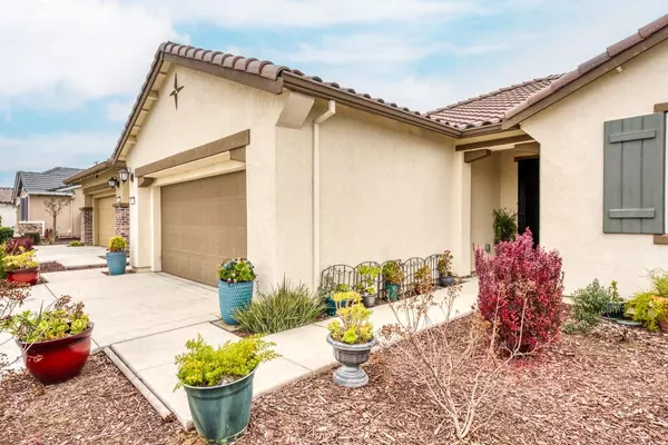 Sacramento, CA 95829,9221 Thimbleberry DR