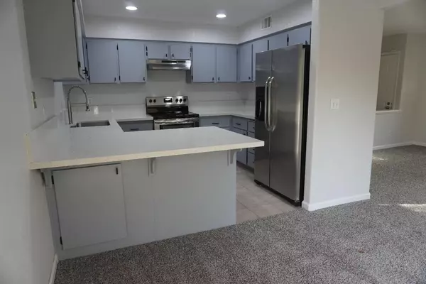 Citrus Heights, CA 95610,8048 Arcade Lake LN