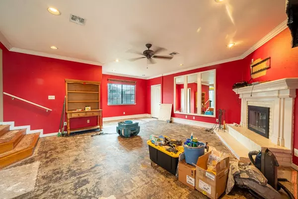 10 N Grand AVE, Woodland, CA 95695