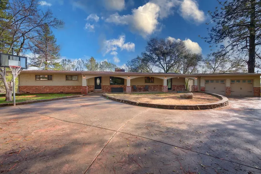 169 Hillside Dr, Applegate, CA 95703