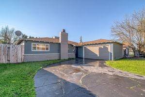 2004 Blue Gum AVE,  Modesto,  CA 95358