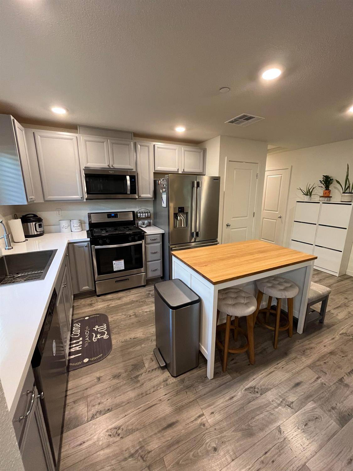 Sacramento, CA 95834,4369 Sage Meadow LN