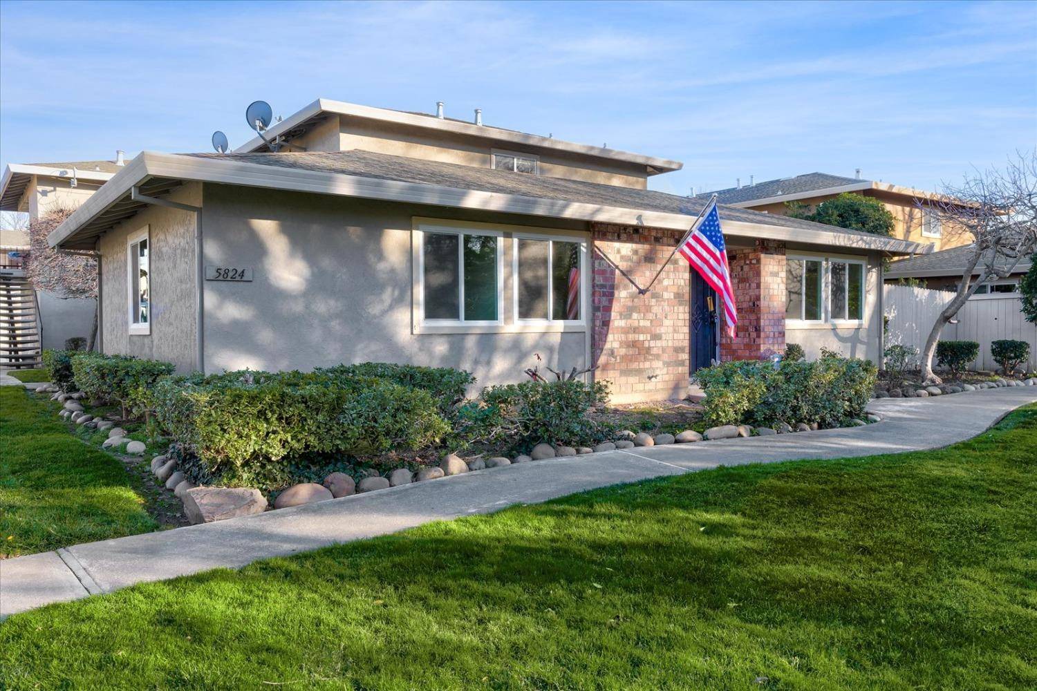 5824 Shadow Creek #1, Sacramento, CA 95841