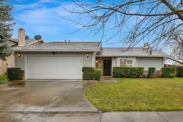 31 Obsidian DR, Oakdale, CA 95361