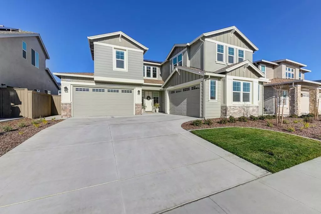 Roseville, CA 95747,9096 Whitefish Way