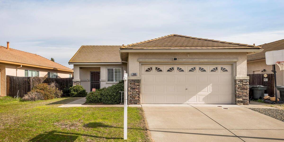 Sacramento, CA 95829,7865 Dersingham DR