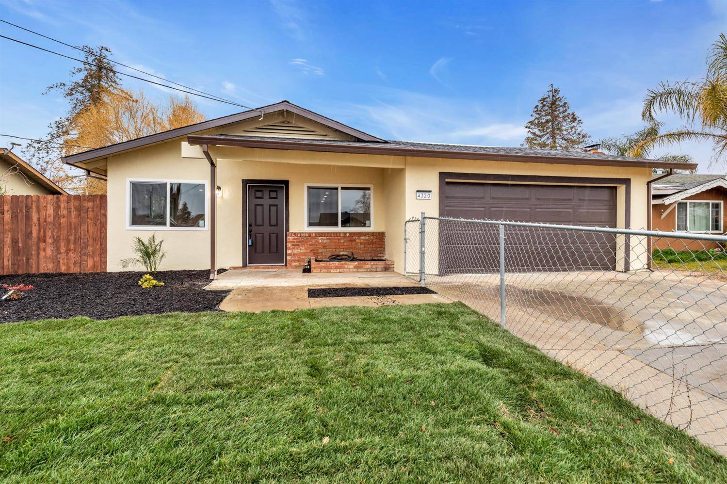 4320 Twain DR, Olivehurst, CA 95961