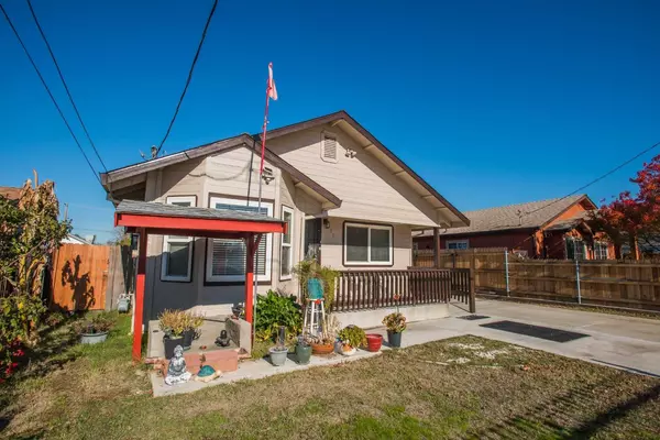 Sacramento, CA 95838,601 Santa Ana