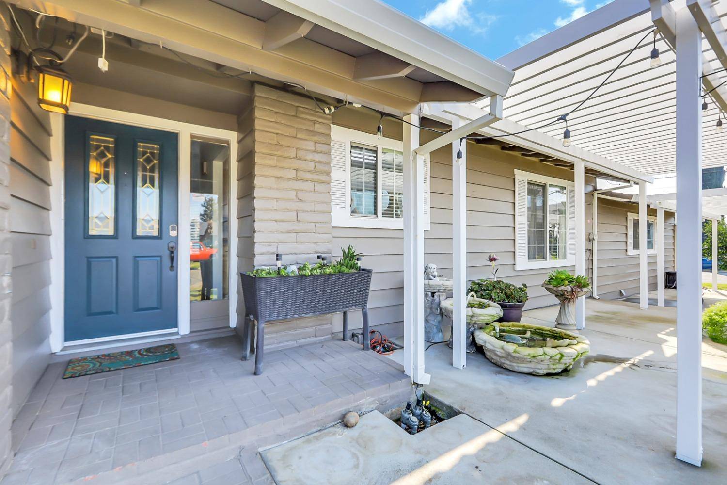1450 Creswell DR, Yuba City, CA 95991