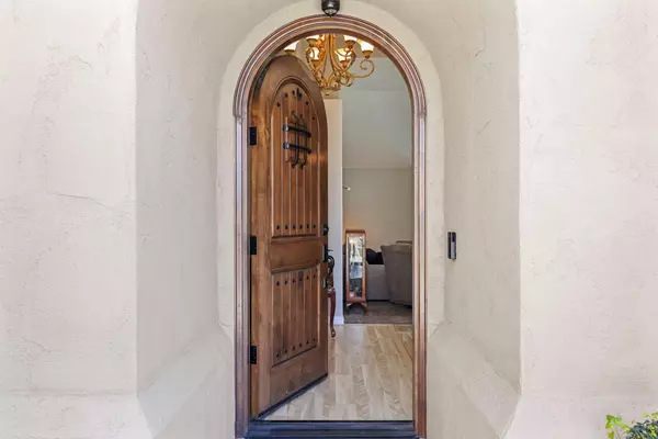 Manteca, CA 95337,1174 Merganser PL