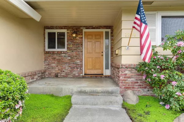 Sacramento, CA 95831,1204 Monte Vista WAY