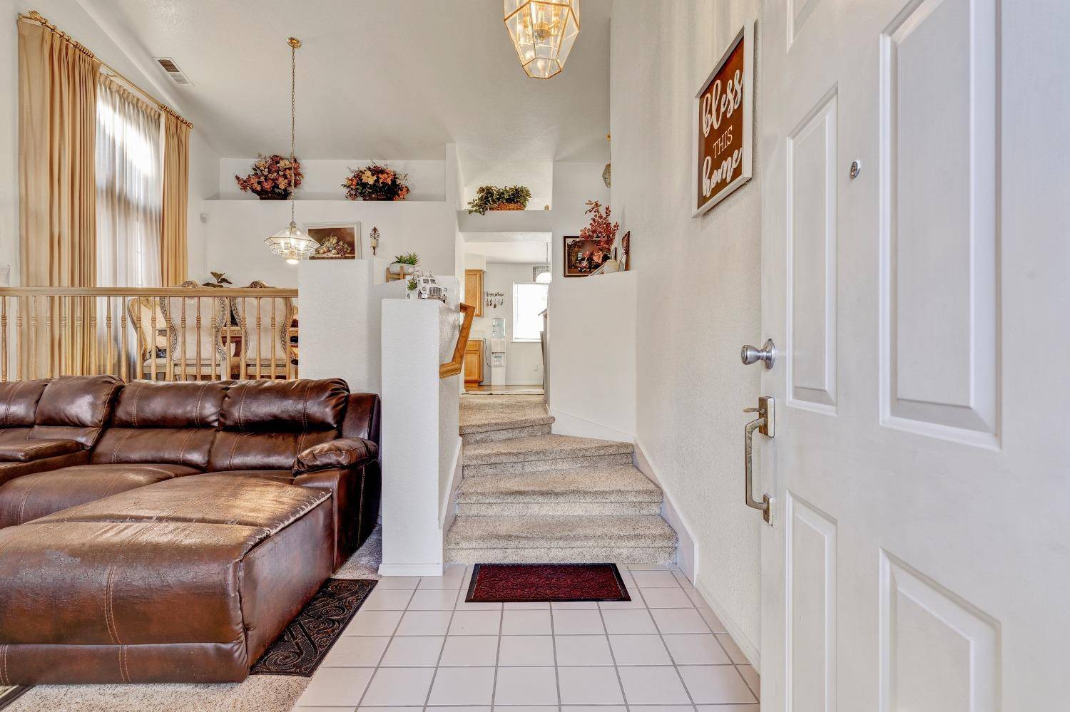 Antelope, CA 95843,8021 Acappella CIR