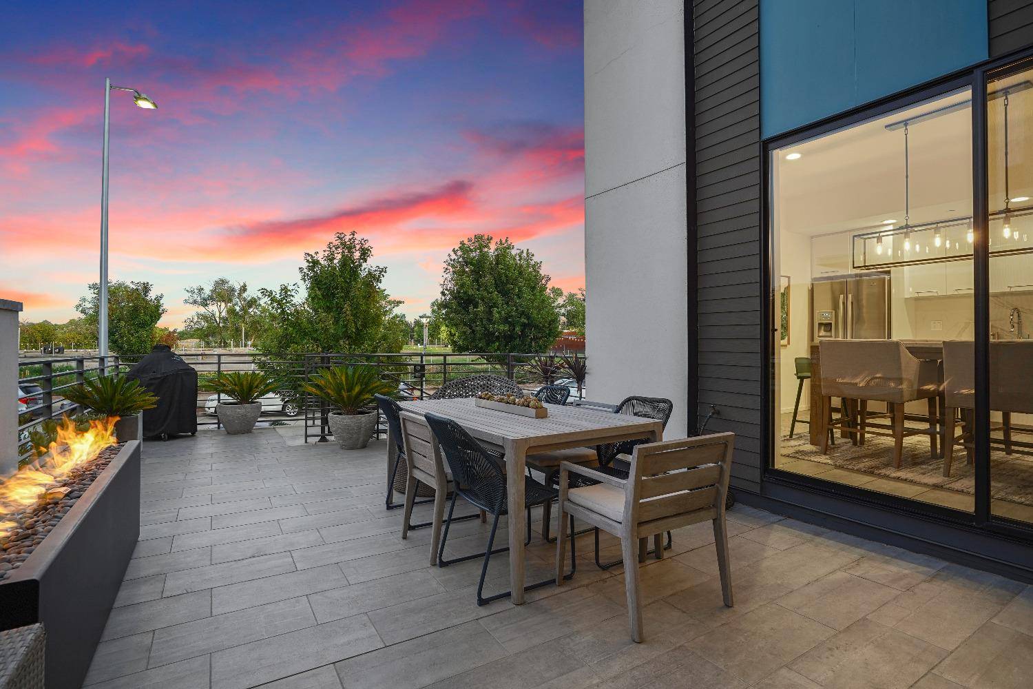 West Sacramento, CA 95691,974 Riverfront ST